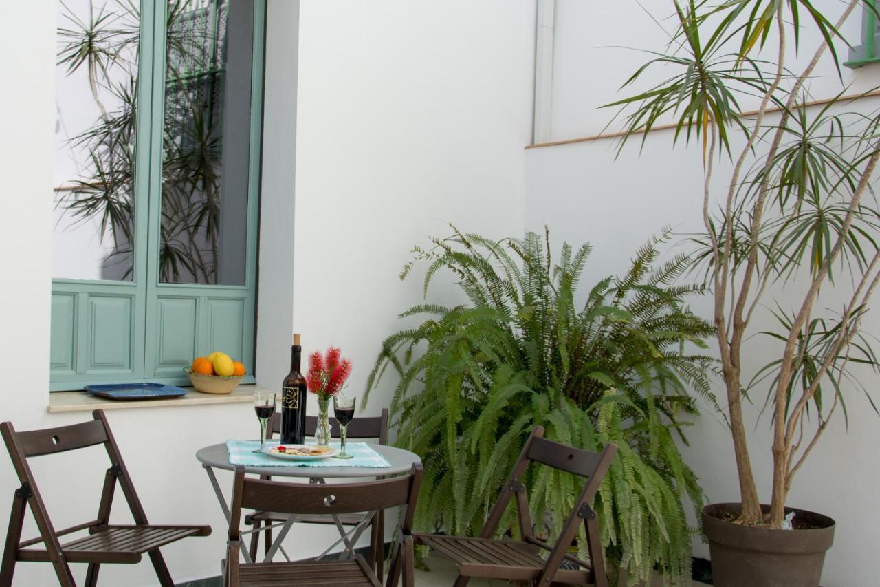 Peñaflor Casa Senorial Con Piscina. Casa Donna Isabelゲストハウス エクステリア 写真